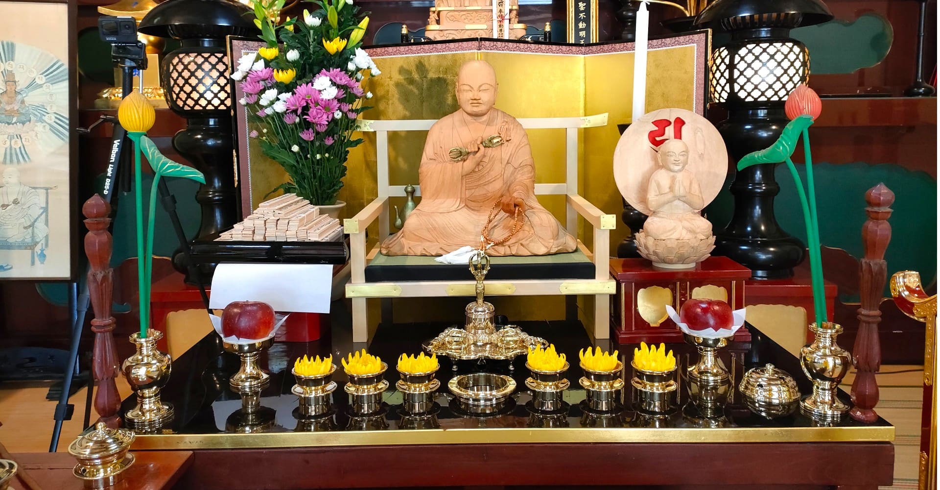 真福寺 住職が彫刻した弘法大師像